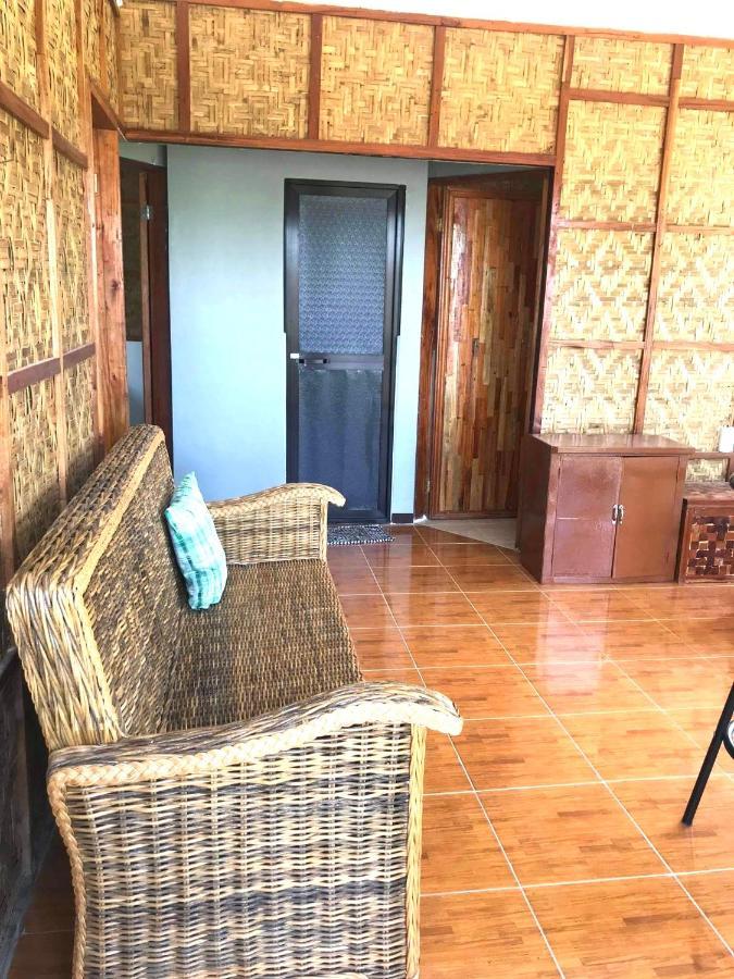 Mioki Hometel Batuan Exterior photo