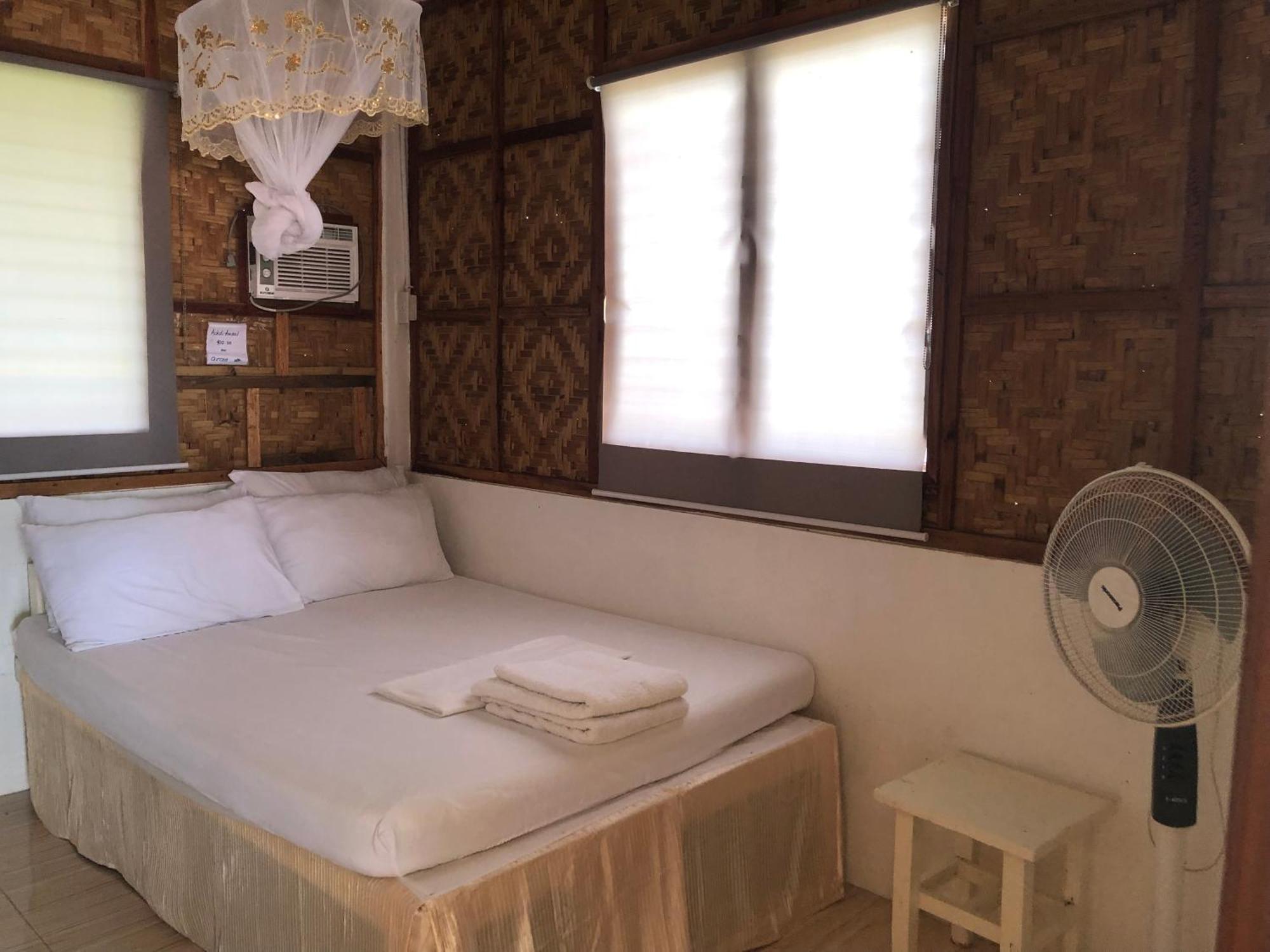 Mioki Hometel Batuan Exterior photo